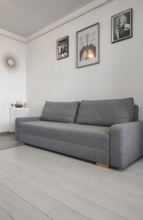 Luxury 2 Rooms Free Parking Air Conditioning Espresso Modern Bright View Full Complet Utilat